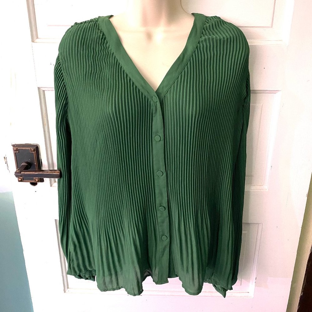 Ann Taylor Pleated Evergreen Blouse M